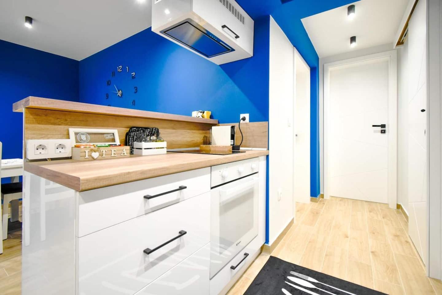 180 Panoramic Views Fully Equipped For 6 Acs