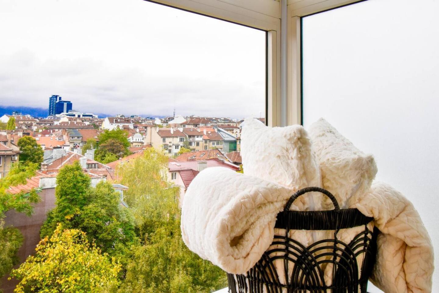 180 Panoramic Views Fully Equipped For 6 Acs Apartment *