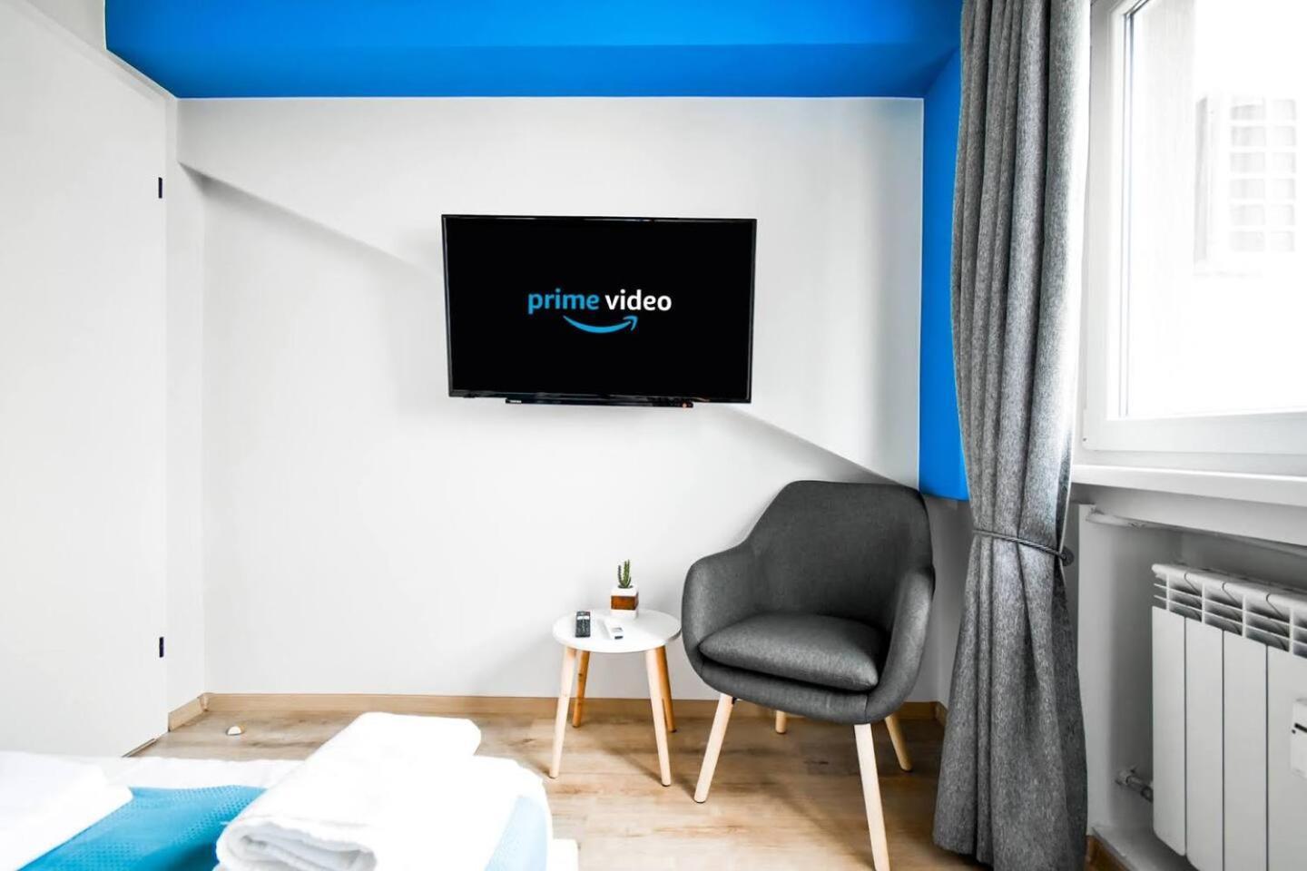180 Panoramic Views Fully Equipped For 6 Acs